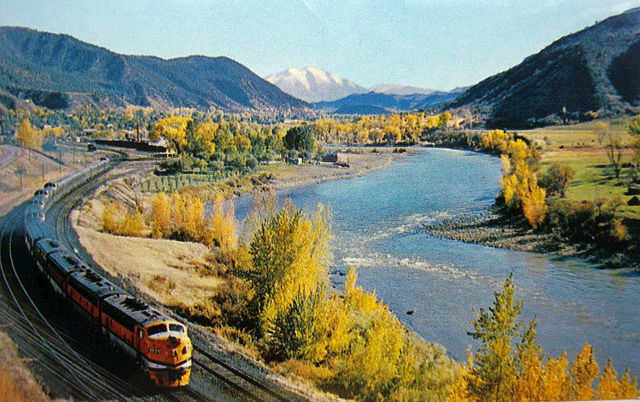 los-viajes-en-tren-mas-epicos-del-mundo {keyword}